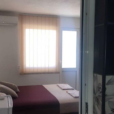 Apartmani Sutomore Eksteriør bilde
